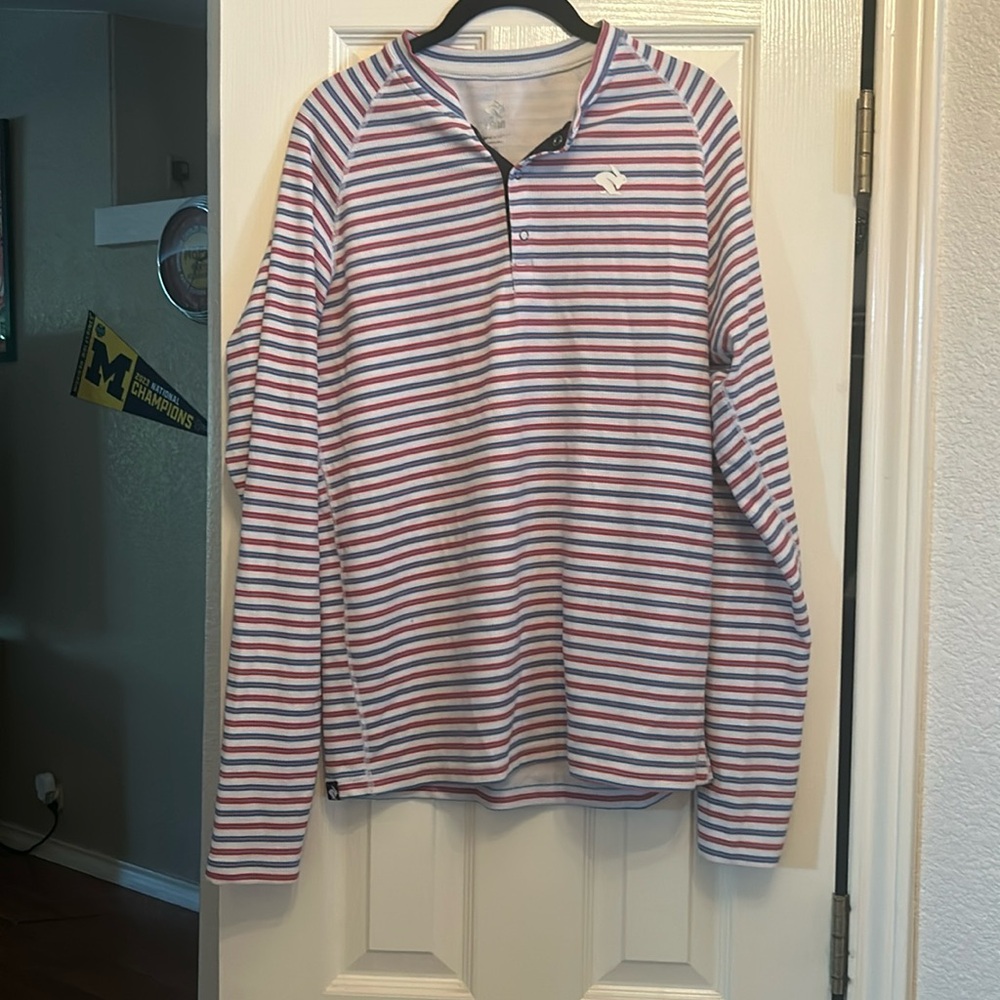 Rabbit Snap To It long sleeve Henley. Red white and blue. Mens small